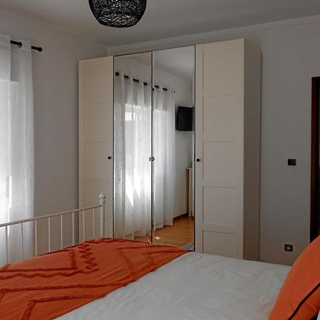 *Private Outdoor Area* 300M-Beach, Swing/No Stairs ساو مارتينهو دو بورتو المظهر الخارجي الصورة